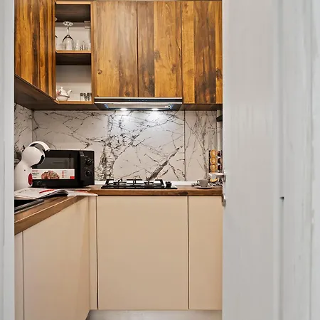 Apartment Garsoniera Lux Piata Natiunile Unite Bucharest