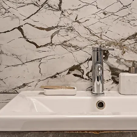 Garsoniera Lux Piata Natiunile Unite