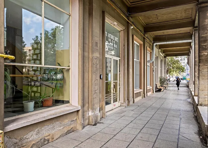 Garsoniera Lux Piata Natiunile Unite Apartman *