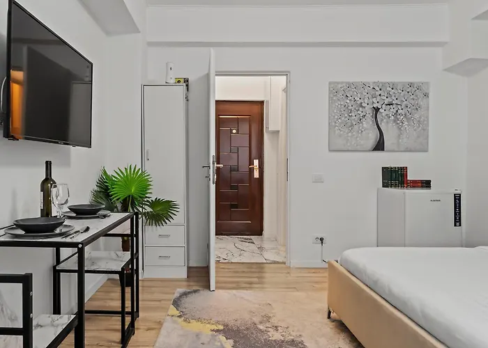 Apartman Garsoniera Lux Piata Natiunile Unite